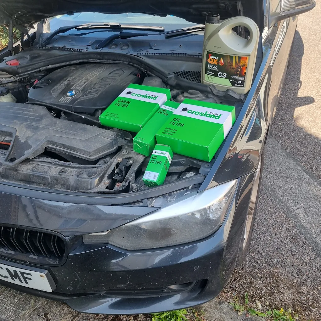 Richards Recoveries and Repair - Roadside Repair and Servicing
